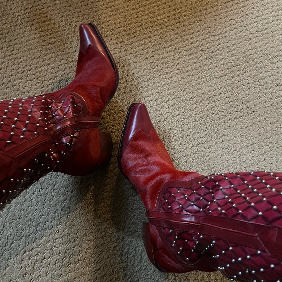 RARE Donald Pliner Ruby Red Hair On Hide Western Boots (8) - Picture 13 of 14